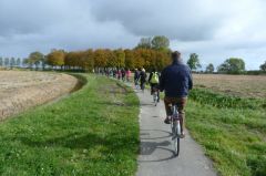 1365785800nop de fiets door het groninger landschap