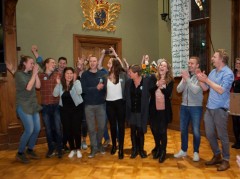 Swgz - spelweek zuidhorn wint provinciale vrijwilligersprijs groningen 2016 - 04 foto- rene keijzer