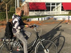 Appen op de fiets