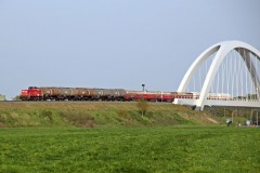 Treinen bert swart brug foto joffrey schluter