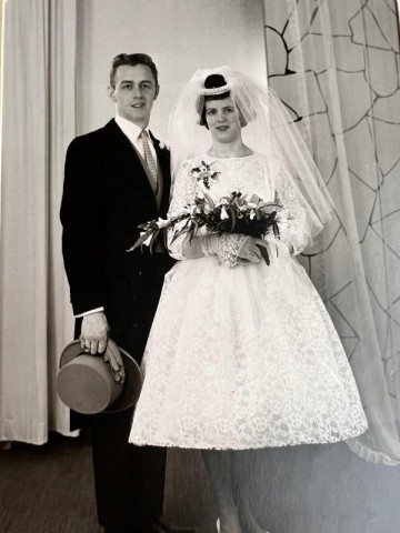 Oostergast jan en jannie winkel 60 jaar getrouwd trouwfoto