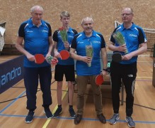 Kampioensteam met kees, mathijs, marcel en victor