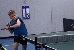 Tennis daniel aanval