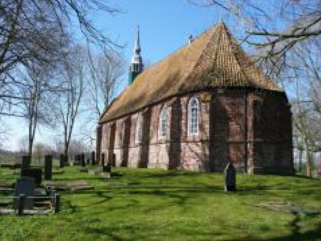 Dichtclub Westerkwartier in kerk van Leegkerk