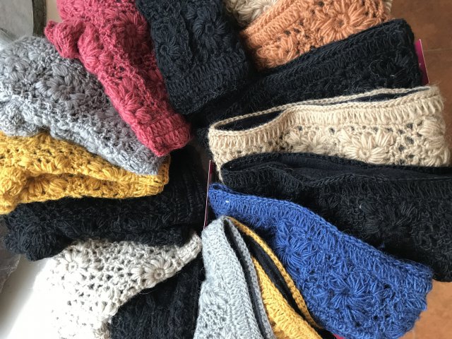 Haarbanden en handwarmers